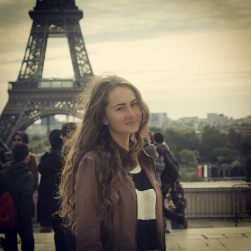 andreea-grad_b