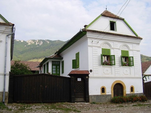 casa-rimetea_b