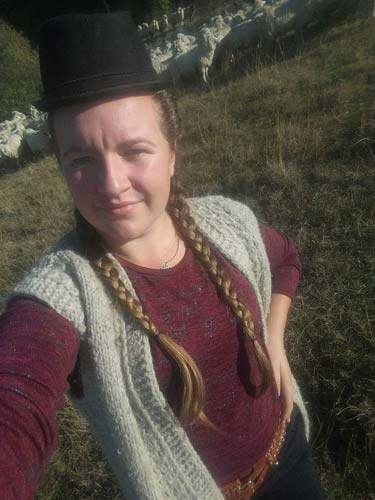 ciobanita-oana-doi_b