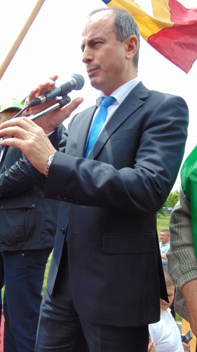 ministru-protest3_b ministru-protest3_b