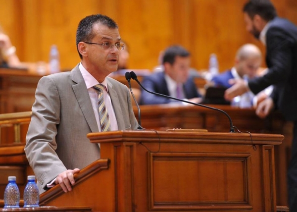sapunaru nini, presedintele comisiei pentru agricultura_b