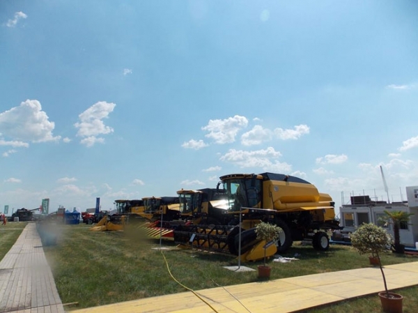 utilaj2015-agri_b